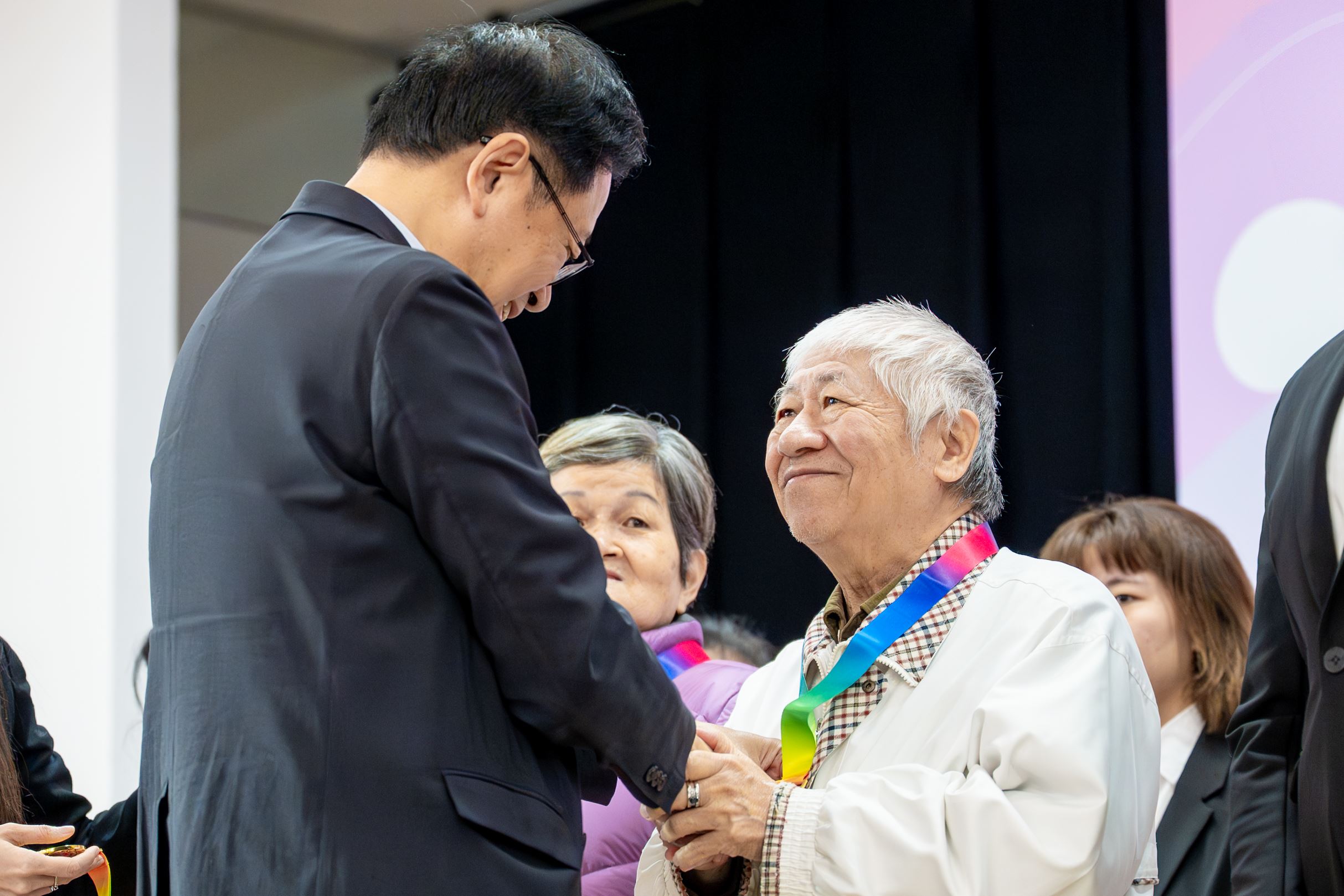 dc8e33c6 6846 4365 914d 69dd8a199aca